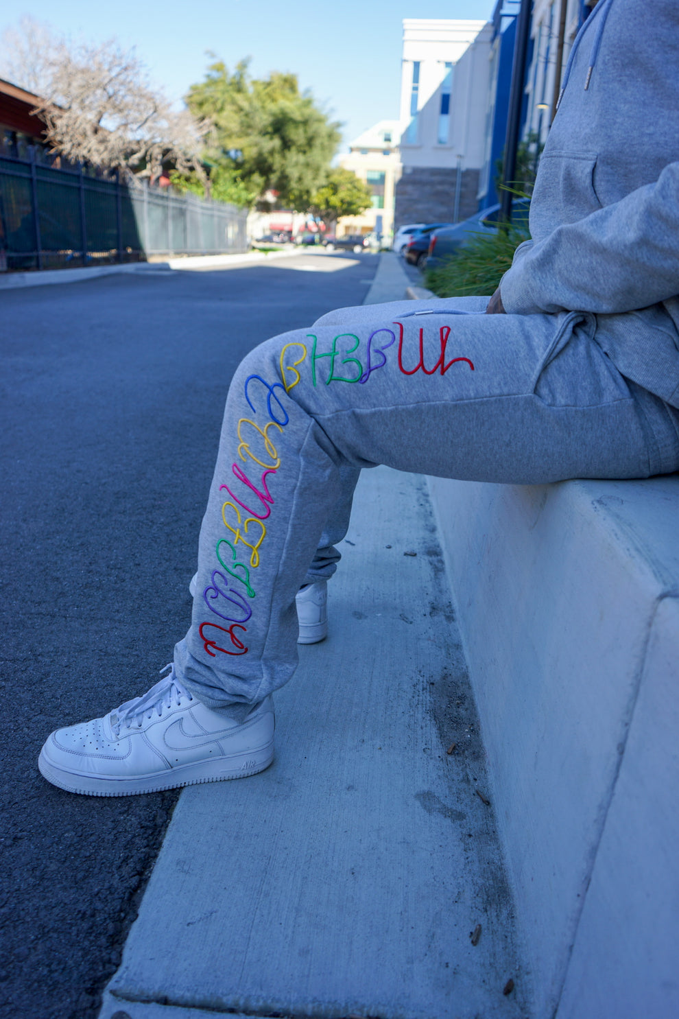 MIHI CONFIDO Sweat Suit