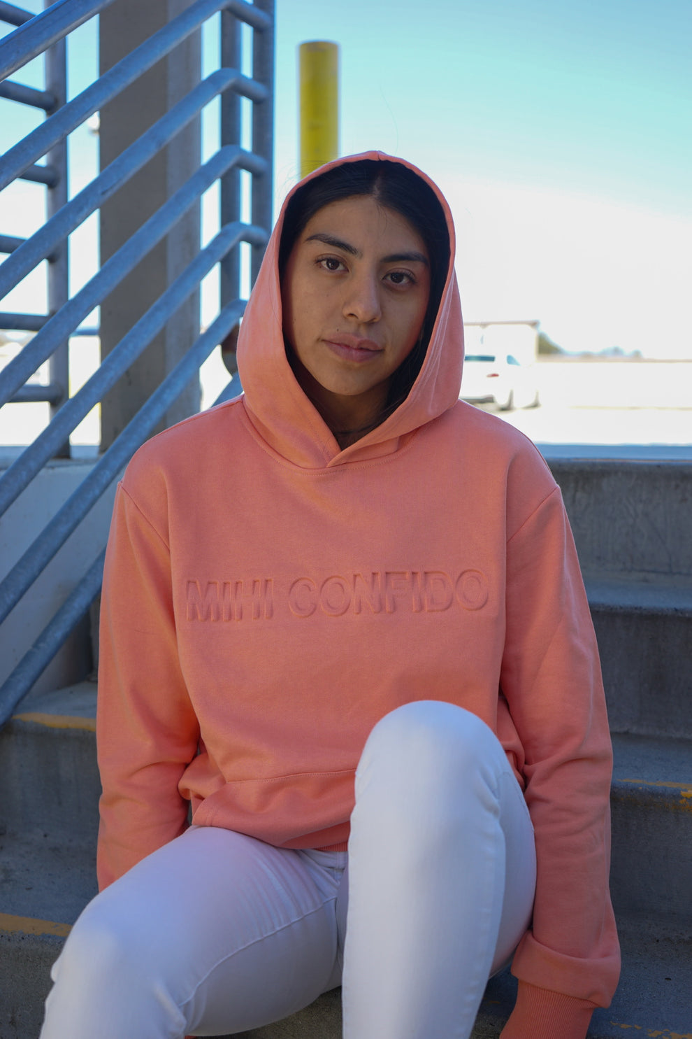 MIHI CONFIDO Coral Hoodie