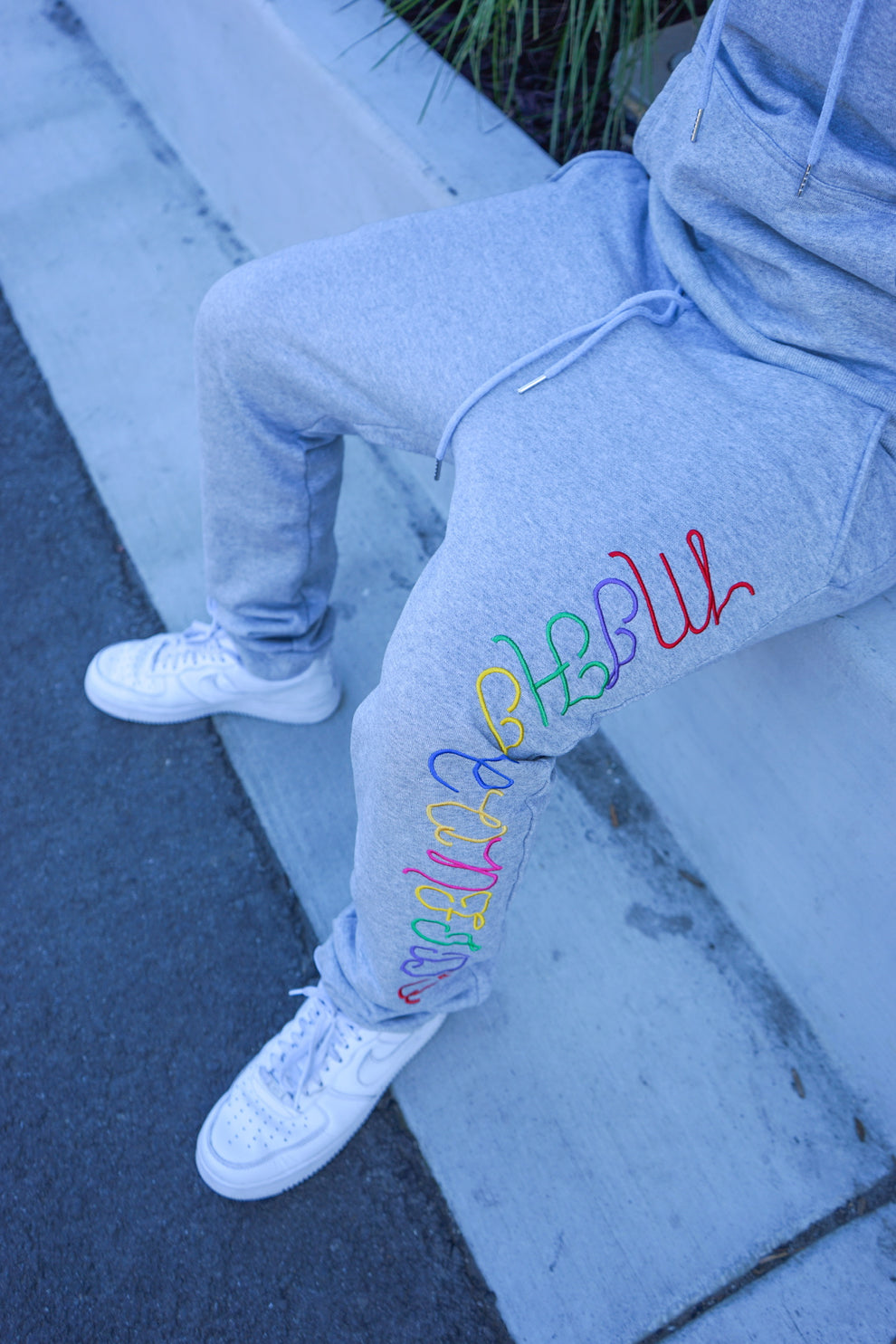 MIHI CONFIDO Sweat Suit