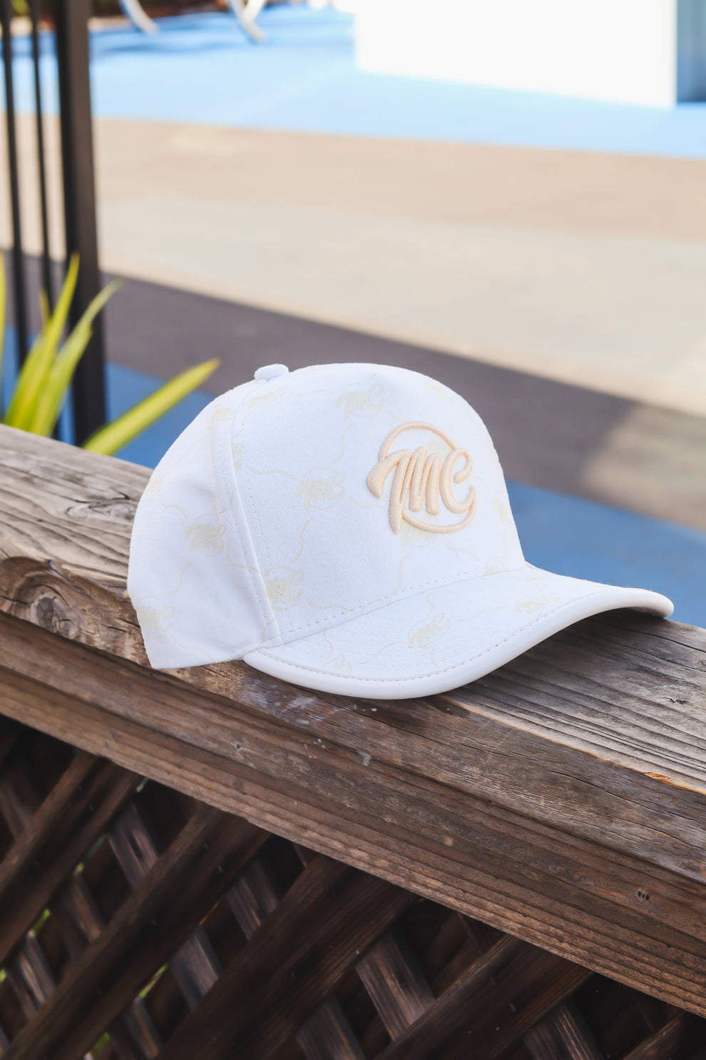 MC Suede Hat ( White/Gold)
