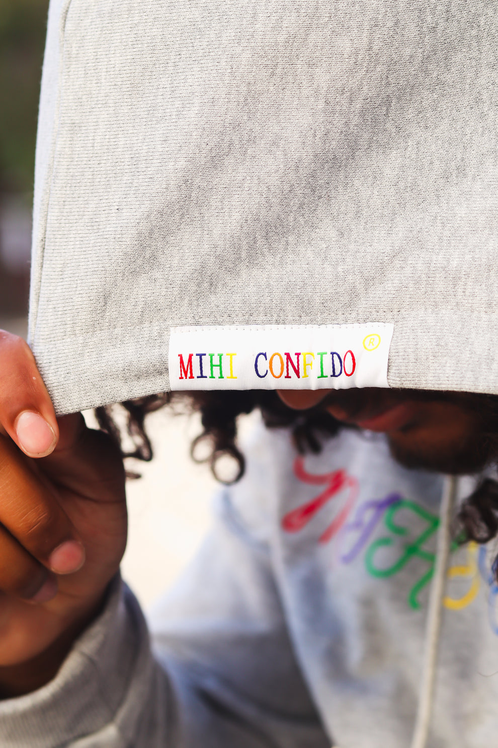 MIHI CONFIDO Sweat Suit